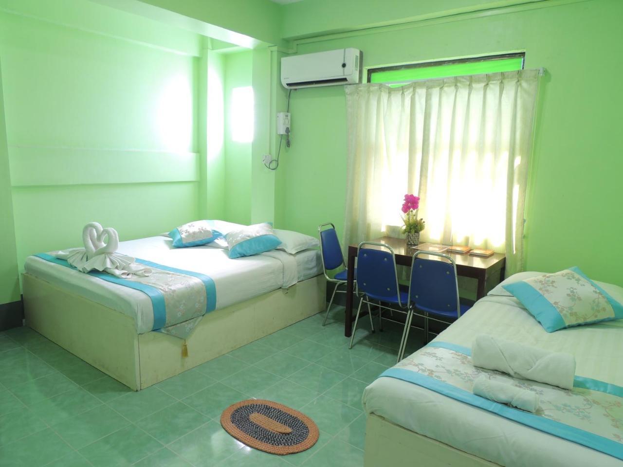 Nay Chi Lin Hotel Pathein Экстерьер фото